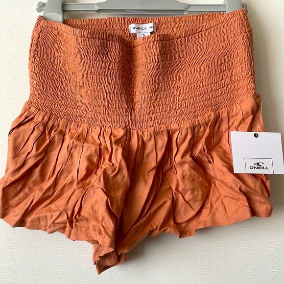 O’Neill New Salmon-Tan Shorts, in Breezy Light Fabric Deep Waistband Size S - Picture 1 of 3